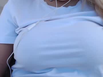 webcam girl tiffany925 live cam image #1744727