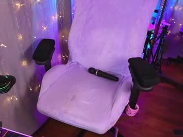 webcam girl _biscuitty live cam image #10168583