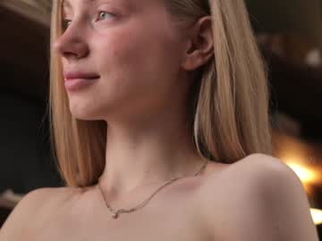 webcam girl kateharrise live cam image #10486905