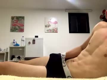 webcam man youthblond12 live cam image #3603243