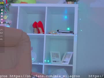 webcam girl mia_milagros live cam image #1086927
