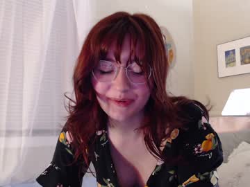 webcam girl plumarso live cam image #197012