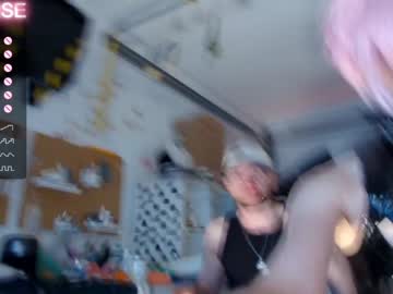 webcam girl careful_i_bite live cam image #5616088