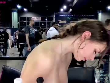 webcam girl mayasings live cam image #5684505