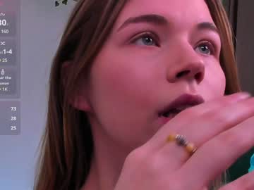 webcam girl linda_y live cam image #11532081