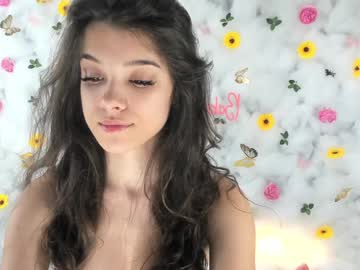 webcam girl babyaylin live cam image #12984079