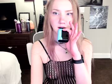webcam girl eve003300 live cam image #12029550