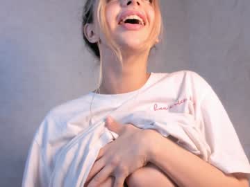webcam girl lesi_moonie live cam image #9603602