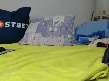 webcam girl mira_one_ live cam image #10654535