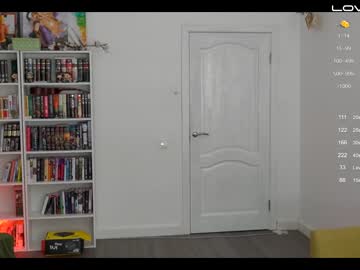 webcam girl loony_moony live cam image #6281876