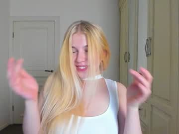 webcam girl strip_by_christel live cam image #4011326