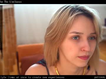 webcam girl ms_dira live cam image #12426060