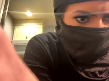 webcam girl skeetmaskshawtiiixo live cam image #8712190