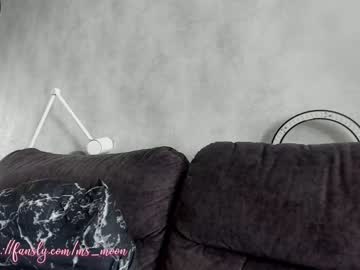 webcam girl tia__moon live cam image #3693503