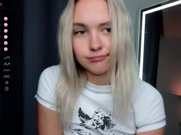 webcam girl beverly_hillls live cam image #9306645