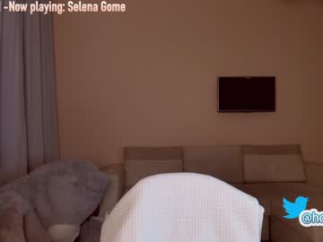 webcam girl hollyextra live cam image #2299065
