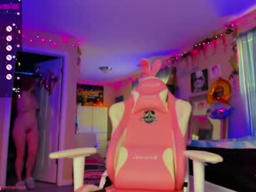 webcam girl daphnemadison live cam image #3622247