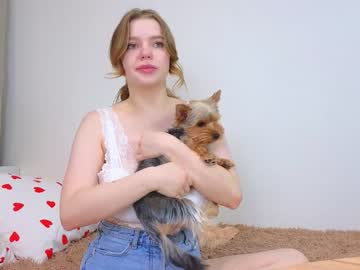 webcam girl lovlybambi live cam image #8884505