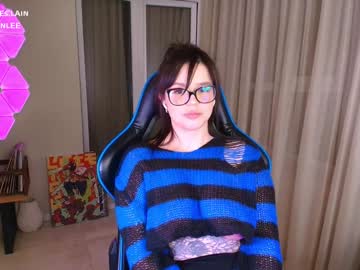 webcam girl aavee live cam image #12344696