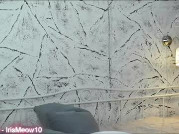 webcam couple emiliacourtney live cam image #7978435