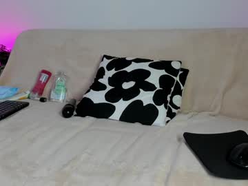 webcam girl sansapole live cam image #10471382