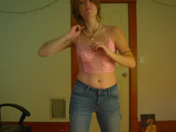 webcam girl crimsonxrapture live cam image #3000100