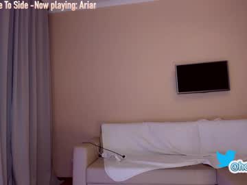 webcam girl hollyextra live cam image #3573420