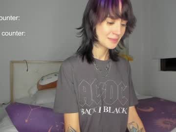 webcam girl lonelly_lolly98 live cam image #9171598