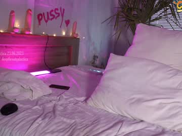 webcam girl _deepthroatgalactica live cam image #6271358