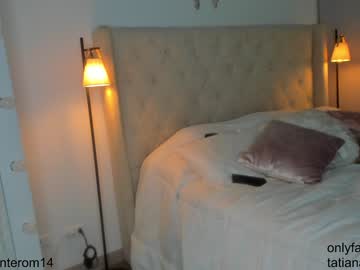 webcam girl swt_molly live cam image #6839084