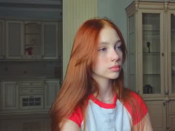 webcam girl shirleywhitney live cam image #8311135