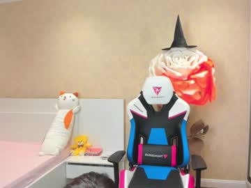 webcam girl cherrypie_01 live cam image #4075217