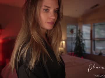 webcam girl phoenix_taylor live cam image #12925896