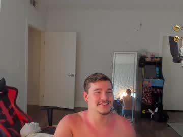 webcam man thejohnnystone live cam image #2369359