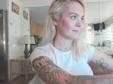 webcam girl honey_sunshine live cam image #3424008
