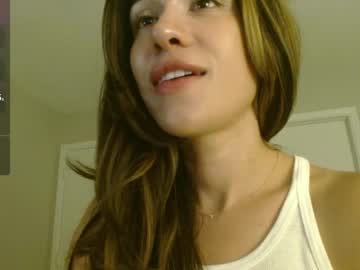 webcam girl valerie_james3 live cam image #10045882