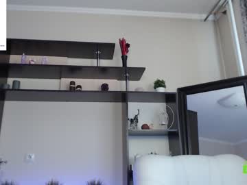 webcam girl adrykilly live cam image #2582474
