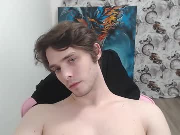webcam man dmitryromanov live cam image #12145573
