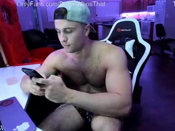 webcam man damn_whos_that live cam image #2551981