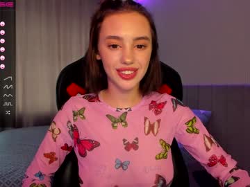 webcam girl angella_kleee live cam image #2314420