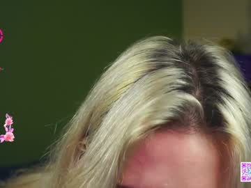 webcam girl audreycarvin live cam image #11053927