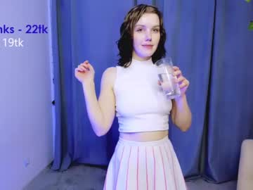 webcam girl baeemily live cam image #4239599