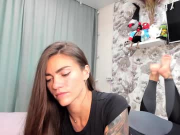 webcam girl joconda live cam image #10053181