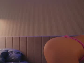webcam girl angella_kleee live cam image #5523288