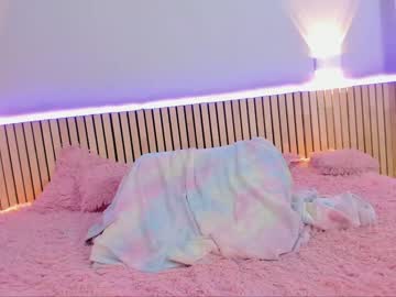 webcam girl little_effy18 live cam image #7688697