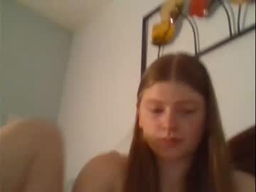 webcam girl claireondaweb live cam image #2628875