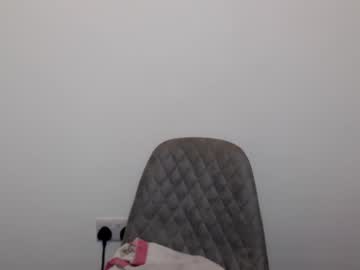 webcam girl bigboobiebabex live cam image #8331544