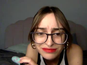 webcam girl brattyashie live cam image #10261701