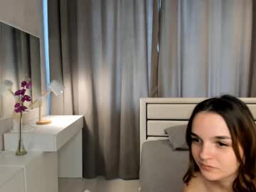 webcam girl julianabritt live cam image #12963674