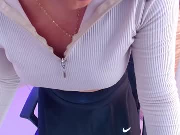 webcam girl camilarodriguezs live cam image #10049379